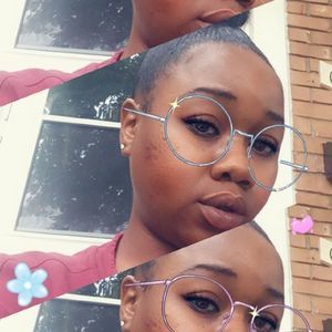 Meet your Posher, Kay